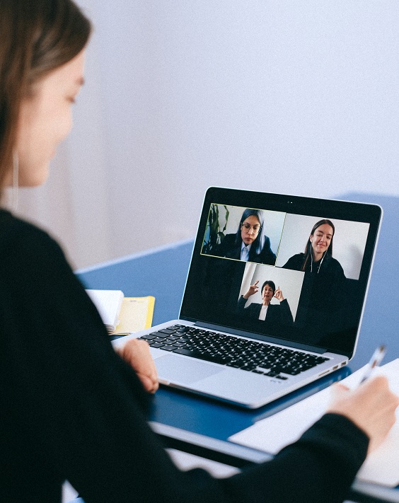 Videokonference je v době krize Covid-19 skvělým řešením práce z domu